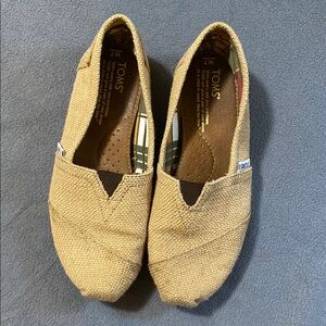 TOMS Classic Beige Canvas Slip-Ons